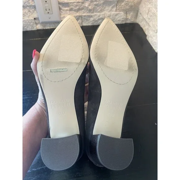 Women's Pointed Toe Block Heel Pumps - Gray Suede - Picture 8 of 9